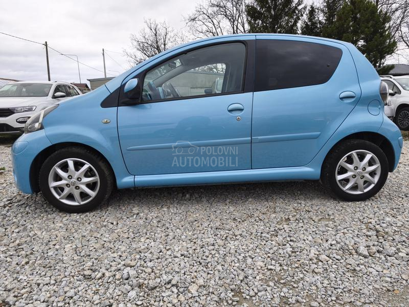Toyota Aygo 1.0 RESTYLE SPICE
