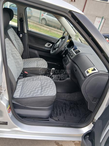 Škoda Fabia 1.6 AMBIENTE  COMBI