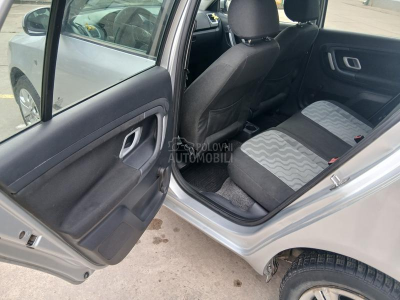 Škoda Fabia 1.6 AMBIENTE  COMBI