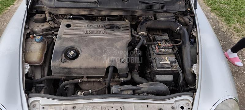Lancia Lybra 