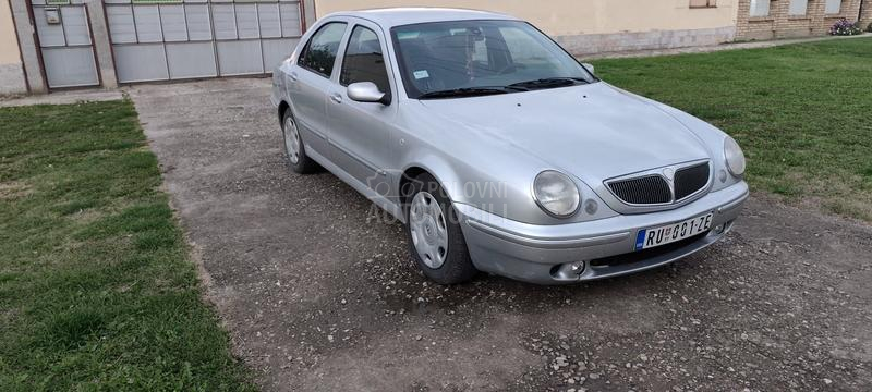 Lancia Lybra 