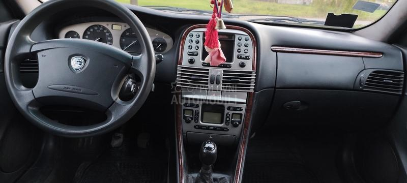 Lancia Lybra 