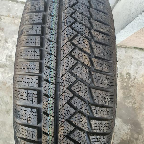 Continental 215/65 R17 Zimska