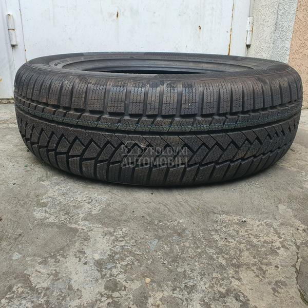 Continental 215/65 R17 Zimska