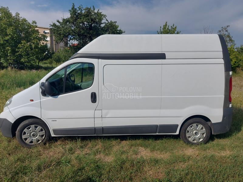 Opel Vivaro 