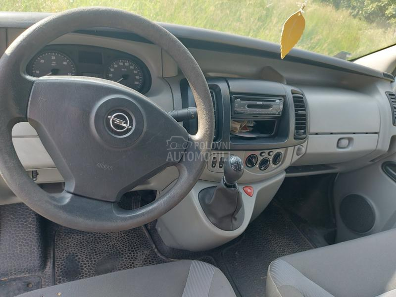 Opel Vivaro 