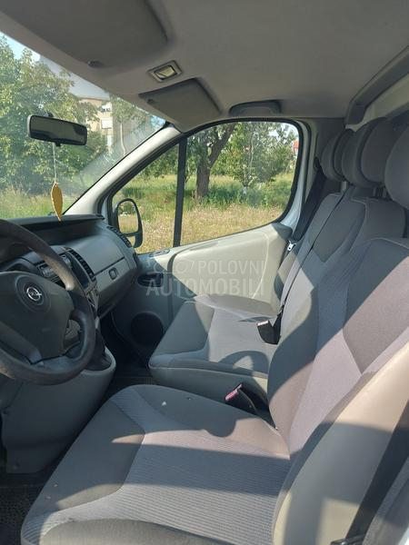 Opel Vivaro 