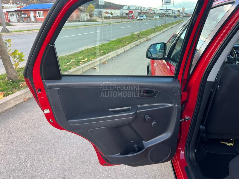 Fiat Sedici 1.6 /4x4/ /CH/