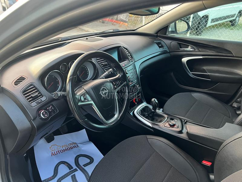 Opel Insignia 2.0 Cdti /CH/