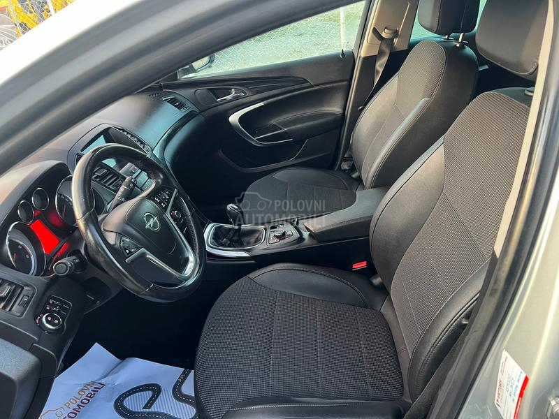 Opel Insignia 2.0 Cdti /CH/