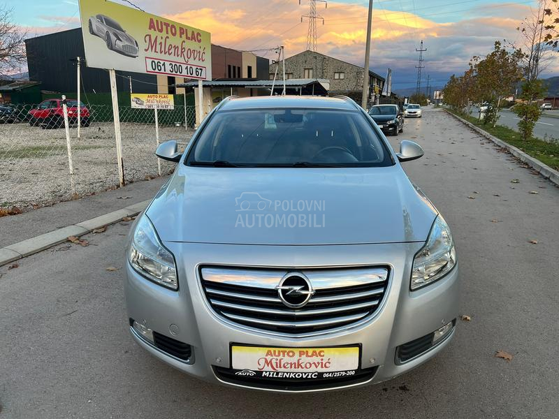 Opel Insignia 2.0 Cdti /CH/