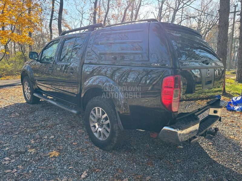 Nissan Navara 3.0 V6