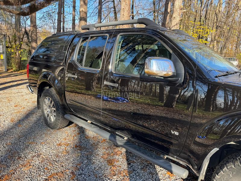 Nissan Navara 3.0 V6