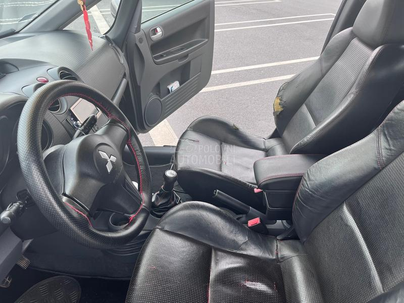 Mitsubishi Colt 