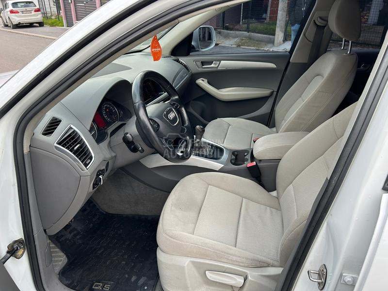 Audi Q5 2.0tdi/temp./p.senz.