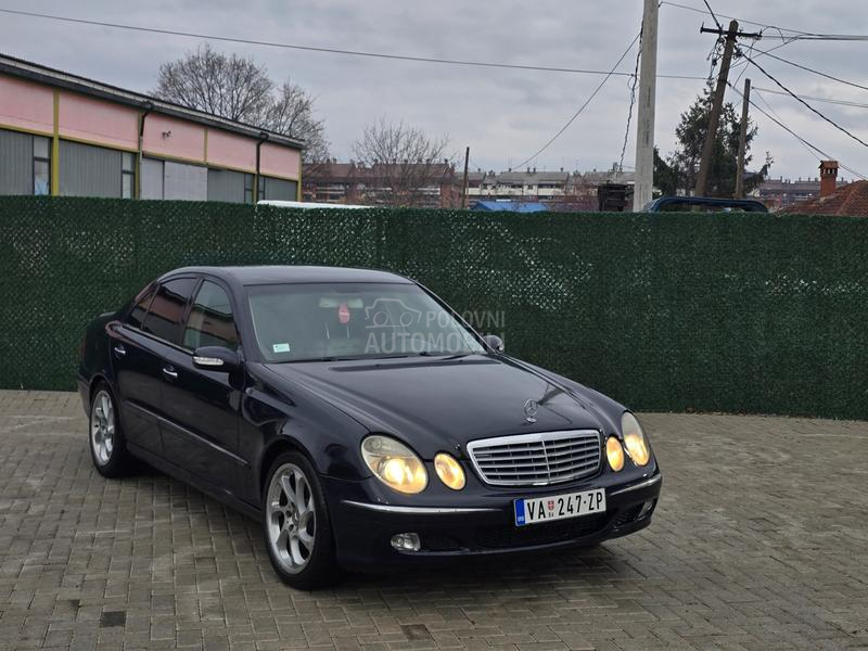 Mercedes Benz E 270 