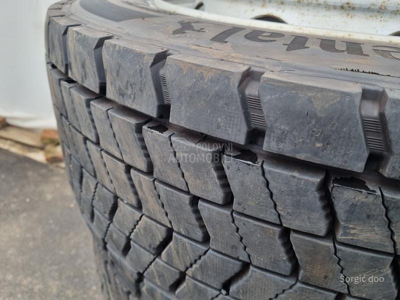 Continental 295/55 R22.5 Zimska