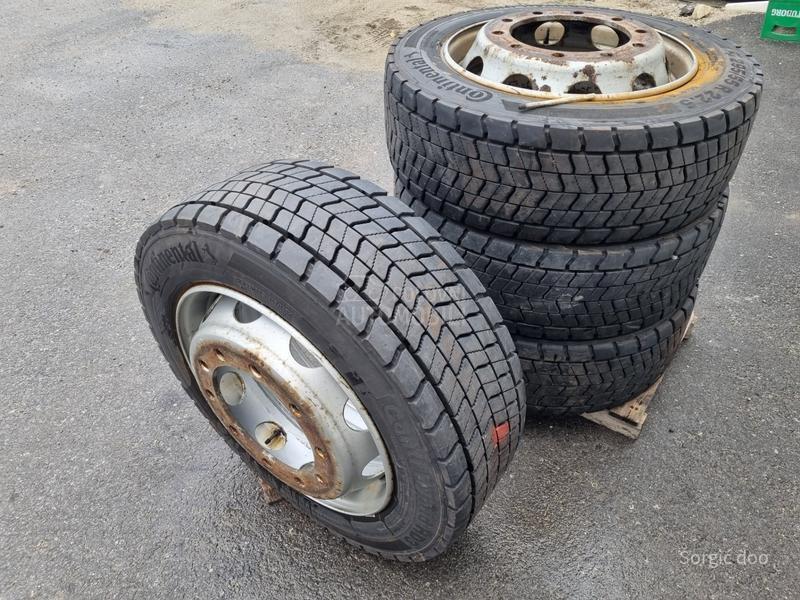 Continental 295/55 R22.5 Zimska