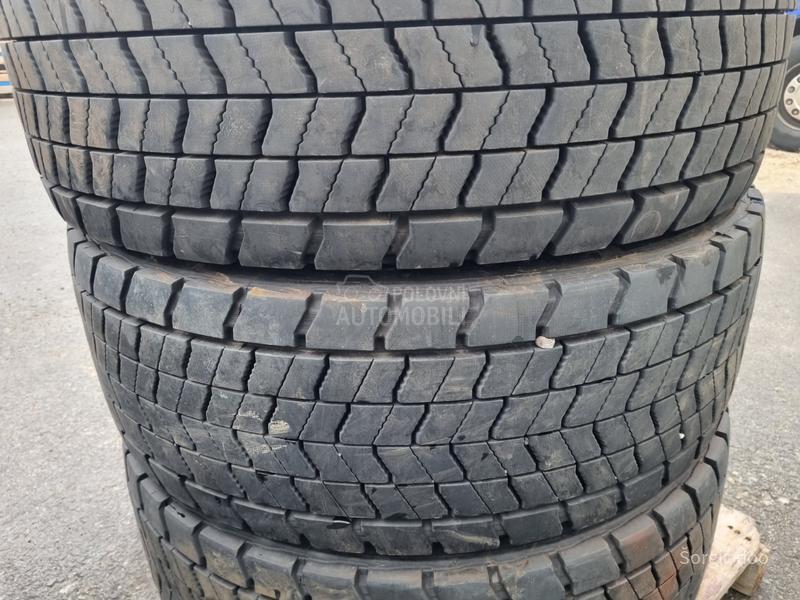 Continental 295/55 R22.5 Zimska