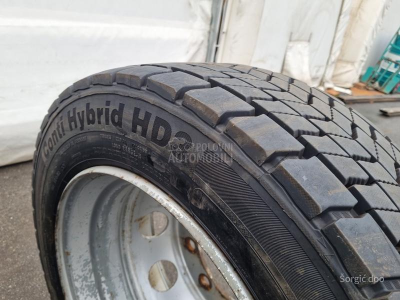 Continental 295/55 R22.5 Zimska