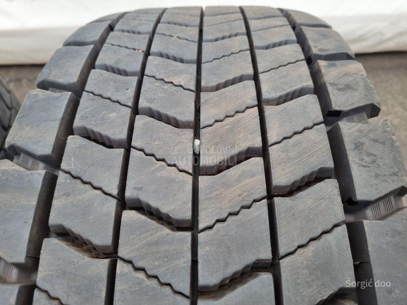 Continental 295/55 R22.5 Zimska