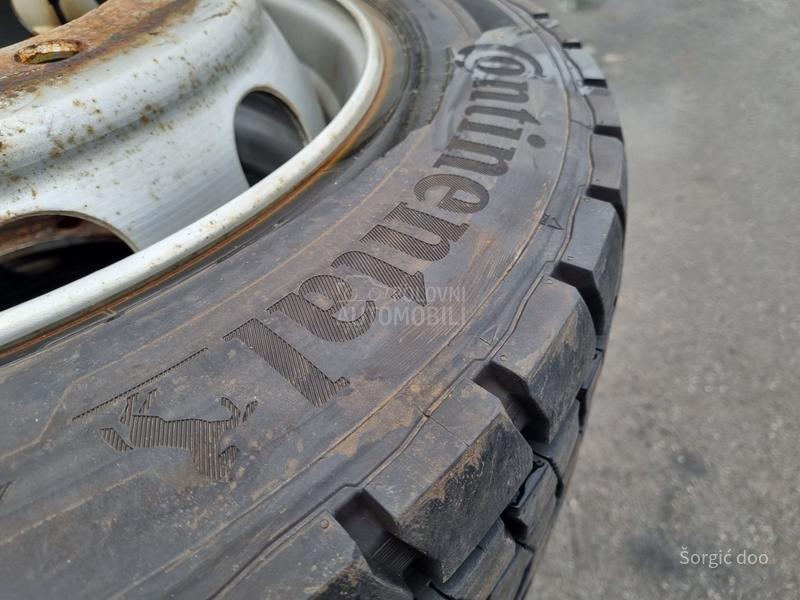 Continental 295/55 R22.5 Zimska