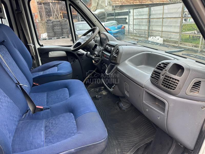 Peugeot Boxer 2.2d 7sed