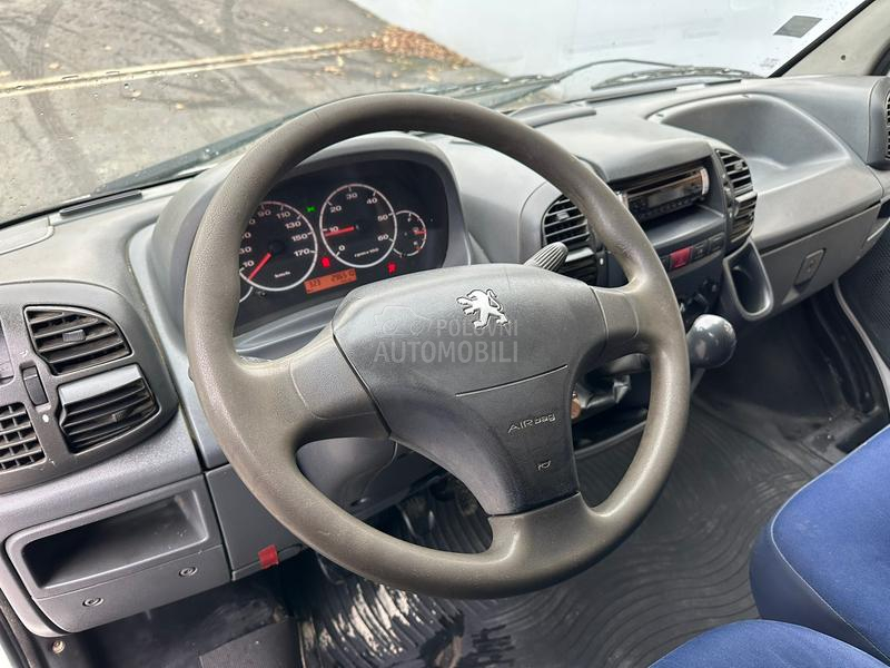 Peugeot Boxer 2.2d 7sed