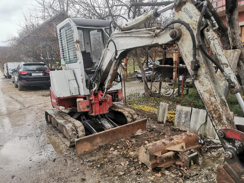 Takeuchi TB28FR