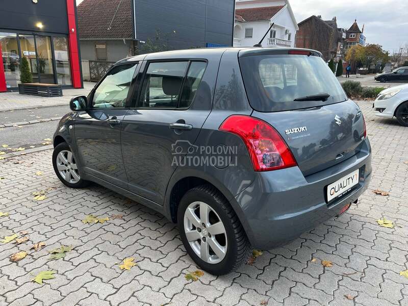 Suzuki Swift 1.3 4x4 Švajcarac