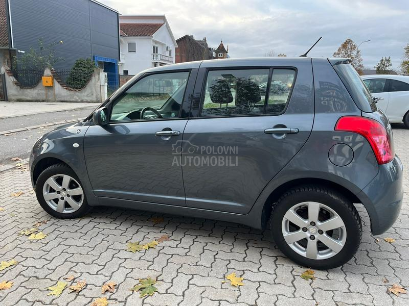 Suzuki Swift 1.3 4x4 Švajcarac