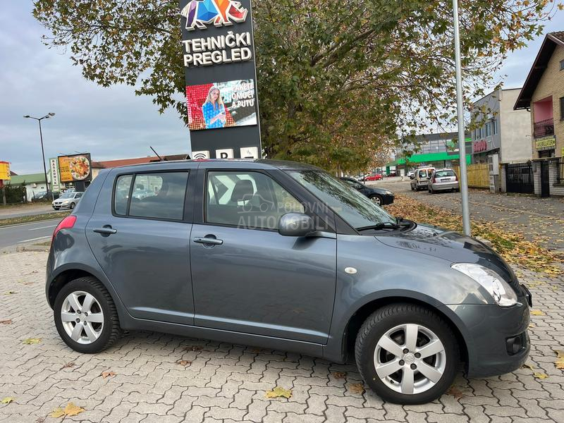 Suzuki Swift 1.3 4x4 Švajcarac