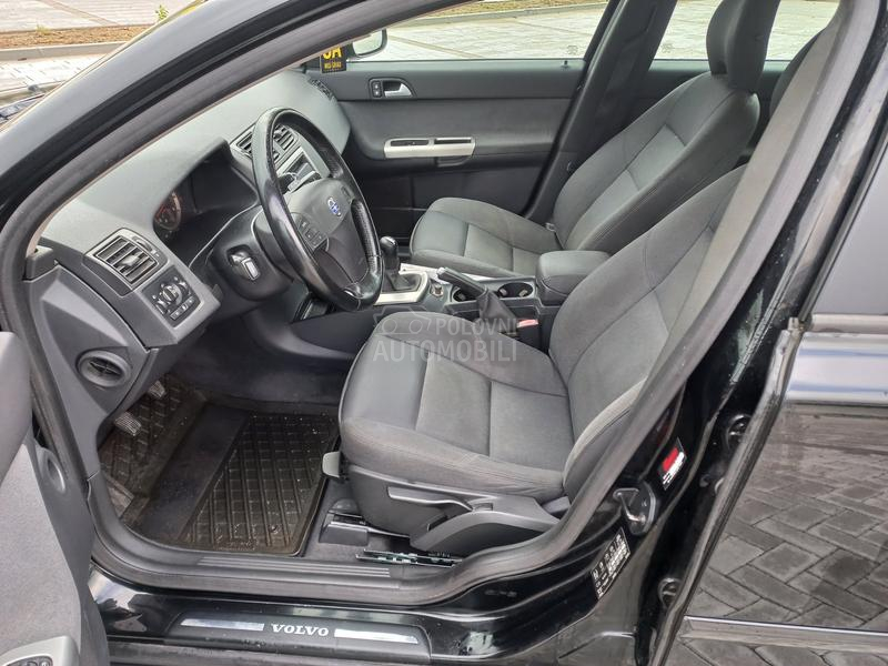 Volvo V50 1.6