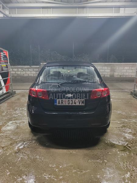 Chevrolet Lacetti 