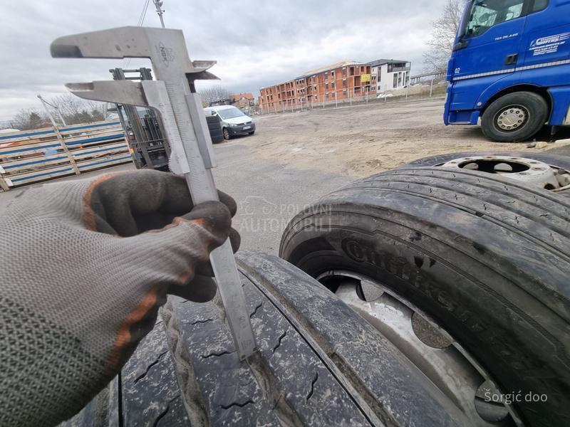 Continental 315/70 R22.5 Zimska