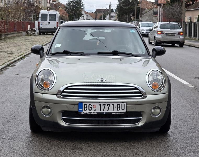 MINI Cooper 