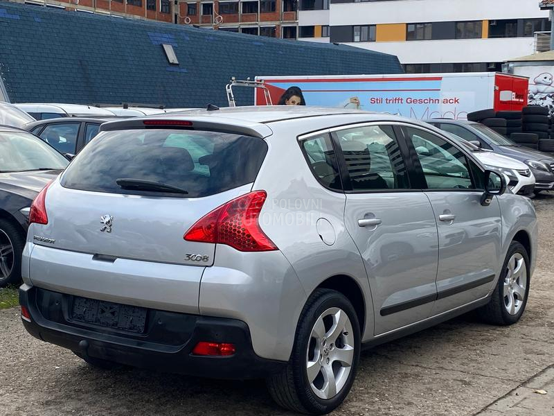 Peugeot 3008 1.6e-HDI N O V