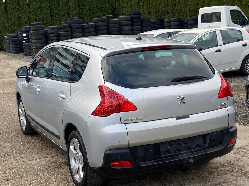 Peugeot 3008 1.6e-HDI N O V