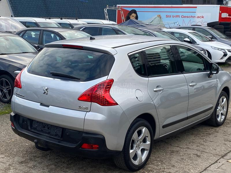 Peugeot 3008 1.6e-HDI N O V