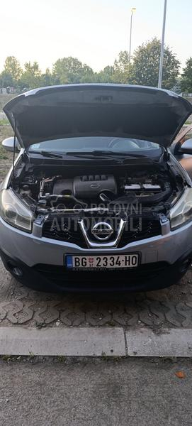 Nissan Qashqai + 2 
