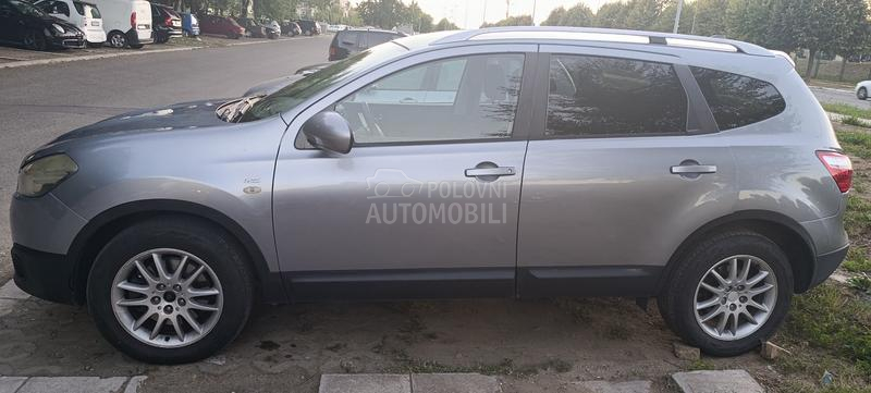 Nissan Qashqai + 2 