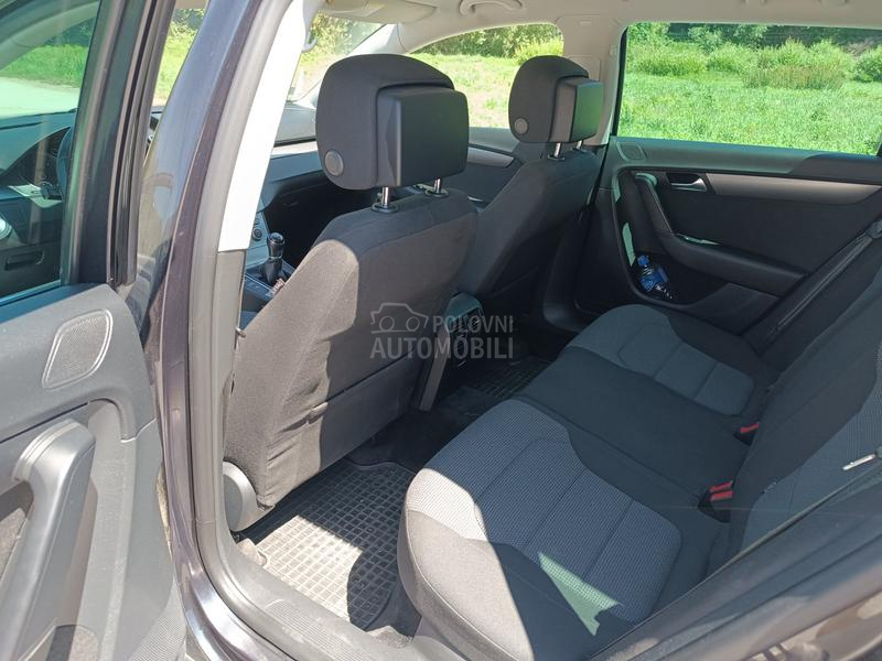 Volkswagen Passat B7 