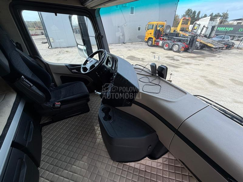 Mercedes Benz 1842 E6 MEGA