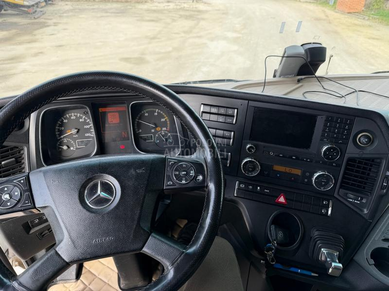 Mercedes Benz 1842 E6 MEGA