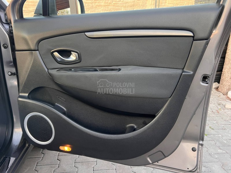 Renault Grand Scenic 1.9 DCI