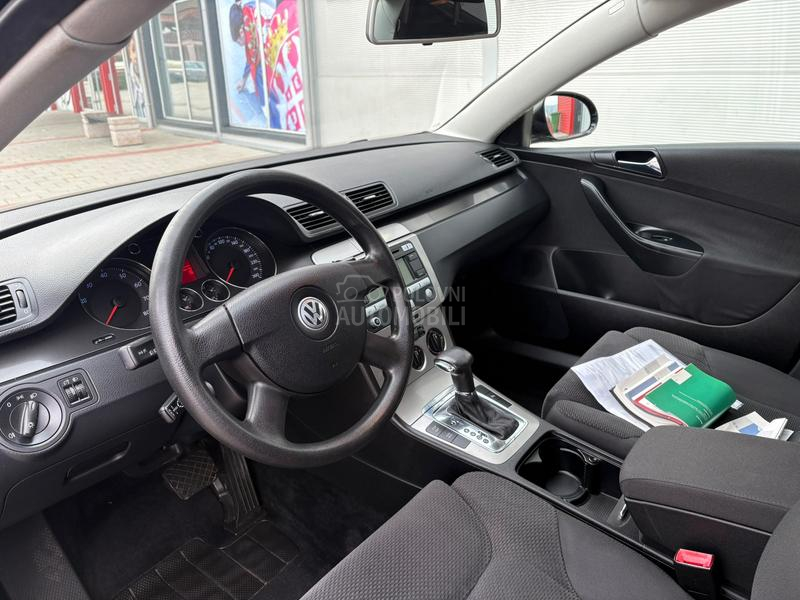 Volkswagen Passat B6 16 aut