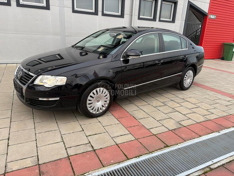 Volkswagen Passat B6 16 aut
