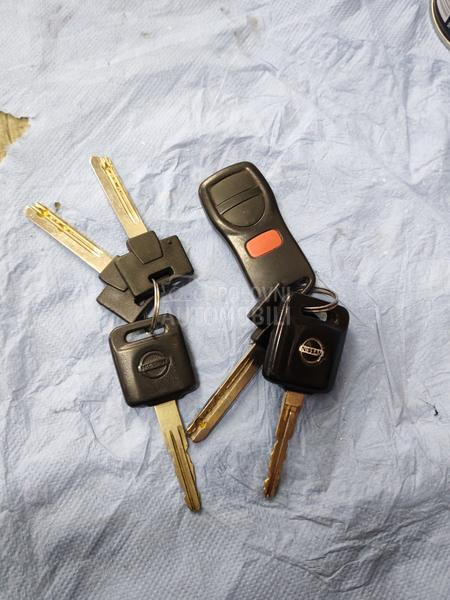 Nissan Navara 2.5D.6Brzina ODLIČAN