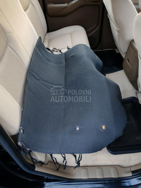 Nissan Navara 2.5D.6Brzina ODLIČAN