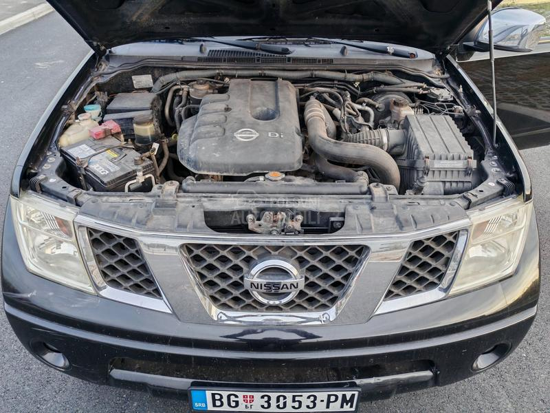 Nissan Navara 2.5D.6Brzina ODLIČAN